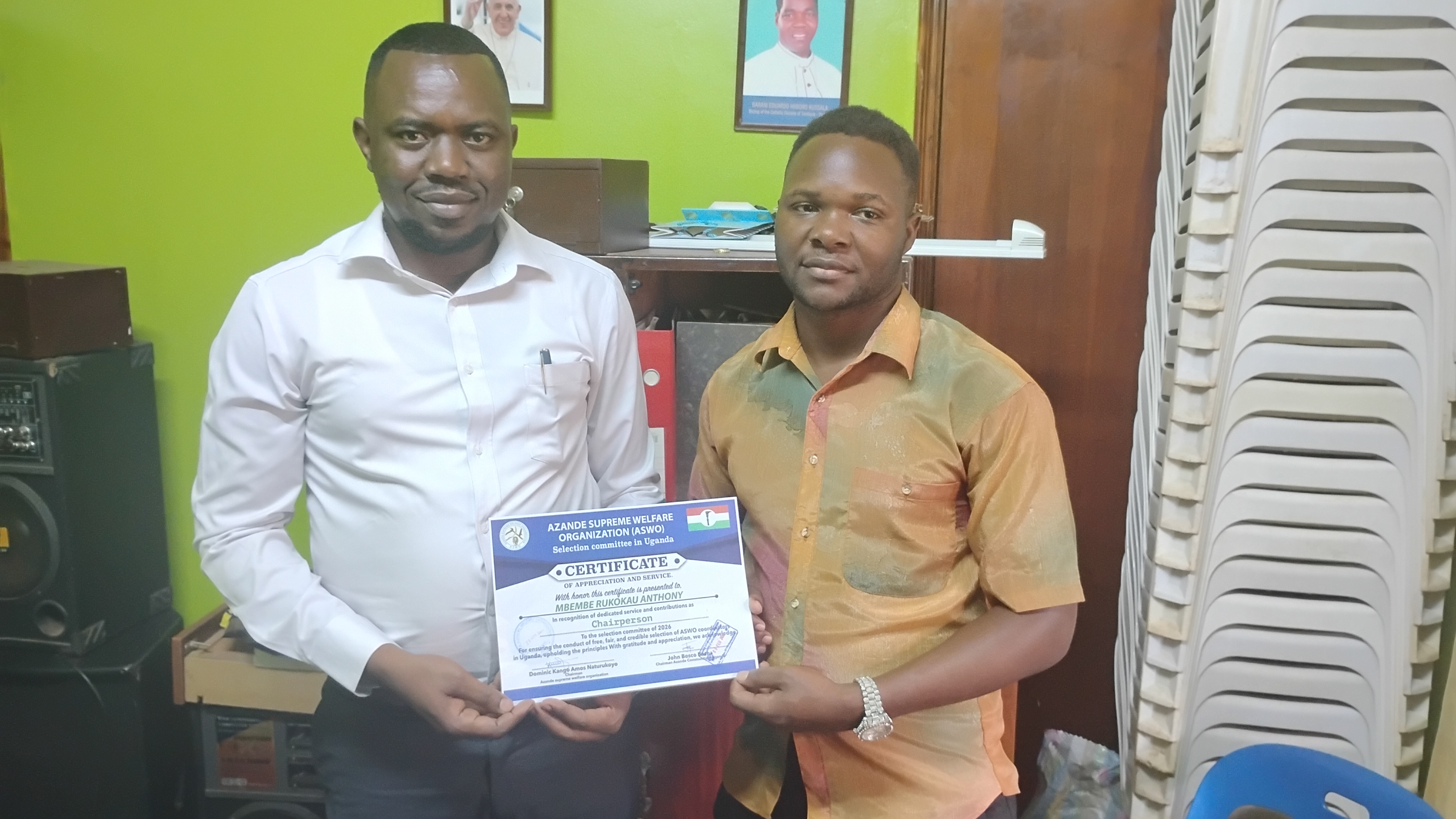 Azande Supreme Chairman meets Azande leadership of Uganda